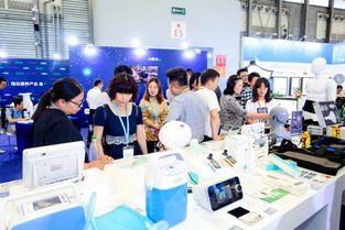 康復(fù)輔具產(chǎn)業(yè)邁向新高度 黃樹賢部長(zhǎng)與彭沉雷副市長(zhǎng)視察2019老博會(huì)康復(fù)設(shè)備展